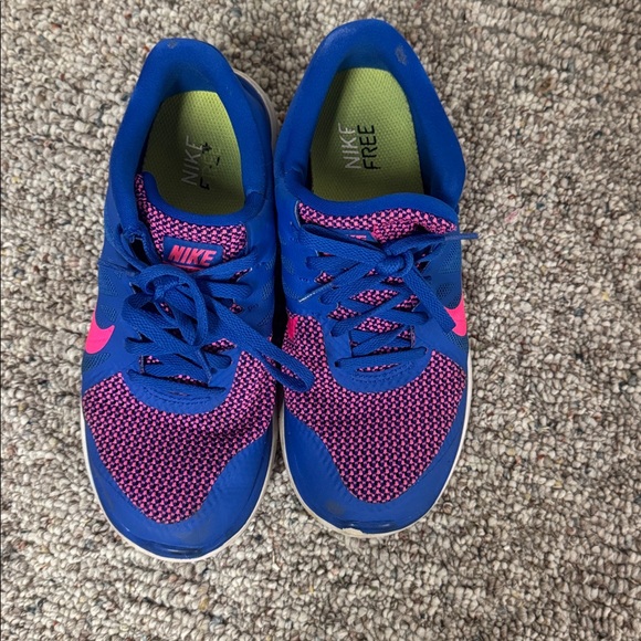 Nike Women's Free 4.0 Flyknit - Picture 2 of 4